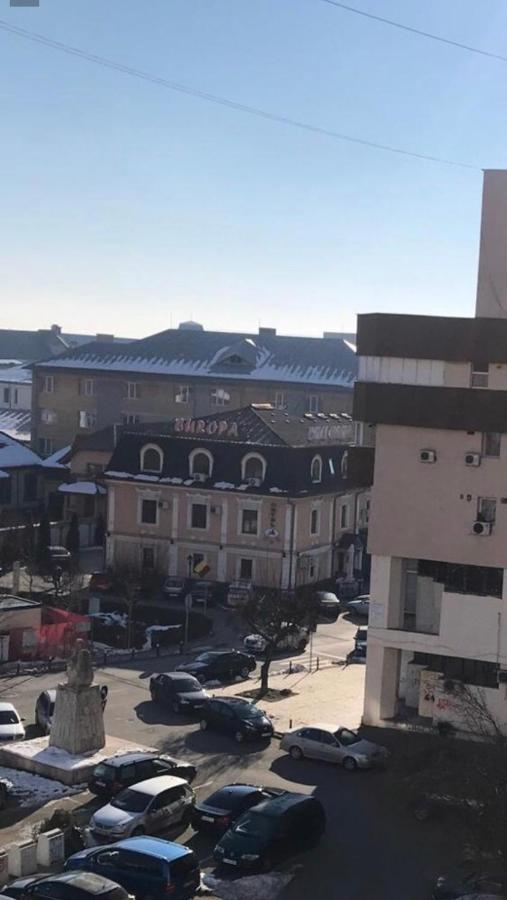Apartament Garsoniera Lux Centru Pietonal Tirgu - Jiu Târgu Jiu Zewnętrze zdjęcie